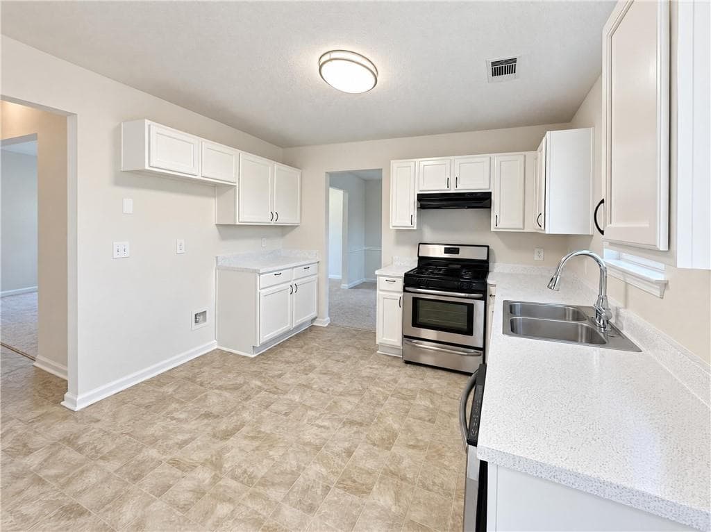 3 bedroom, 3 bathroom, 2,016 sq ft single family residence for sale at 2197 Hidden Creek Drive, Decatur, GA 30035 — photo 7