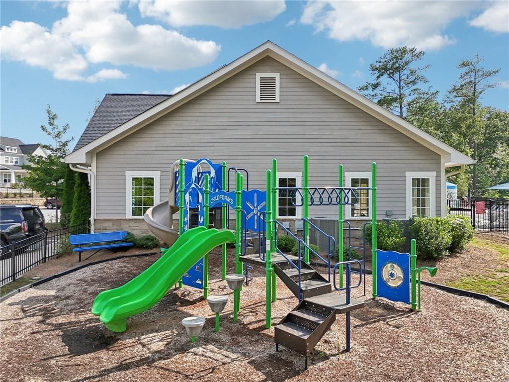 5 bedroom, 5 bathroom, 3,515 sq ft single family residence for sale at 1411 Crestwind Road, Kennesaw, GA 30152 — photo 4