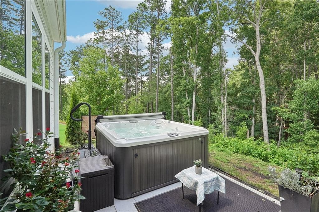 5 bedroom, 5 bathroom, 3,515 sq ft single family residence for sale at 1411 Crestwind Road, Kennesaw, GA 30152 — photo 6