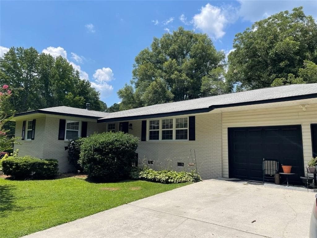 2 bedroom, 2 bathroom, 1,484 sq ft single family residence for sale at 50 Hannah Road, Temple, GA 30179 — photo 3