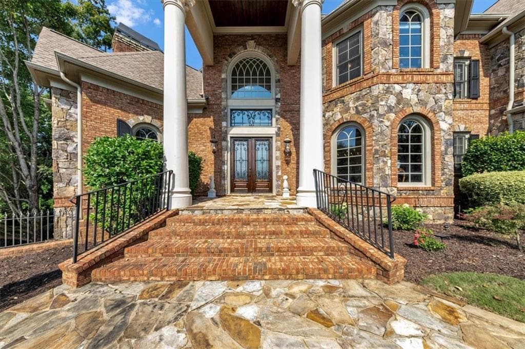 7 bedroom, 7 bathroom, 10,800 sq ft single family residence for sale at 3124 Watsons Bend, Milton, GA 30004 — photo 10