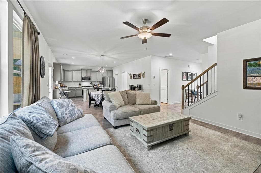 4 bedroom, 3 bathroom, 2,154 sq ft single family residence for sale at 209 Annie Lane, Statham, GA 30666 — photo 8