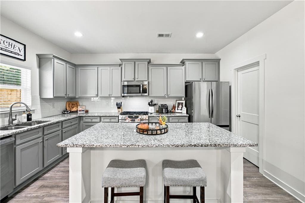4 bedroom, 3 bathroom, 2,154 sq ft single family residence for sale at 209 Annie Lane, Statham, GA 30666 — photo 10