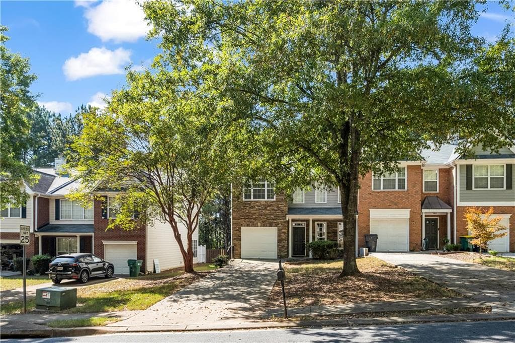 4 bedroom, 3 bathroom, 1,707 sq ft townhouse for rent at 952 Abbey Park Way, Lawrenceville, GA 30044 for $2,400 a month — photo 1 of 41