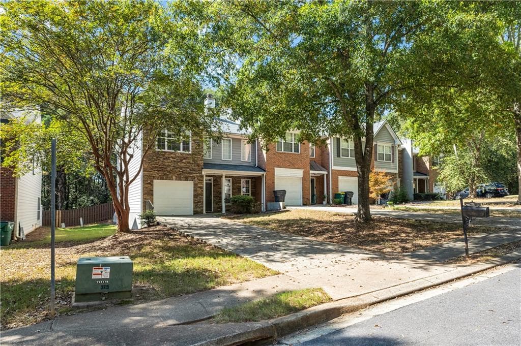 4 bedroom, 3 bathroom, 1,707 sq ft townhouse for rent at 952 Abbey Park Way, Lawrenceville, GA 30044 for $2,400 a month — photo 4