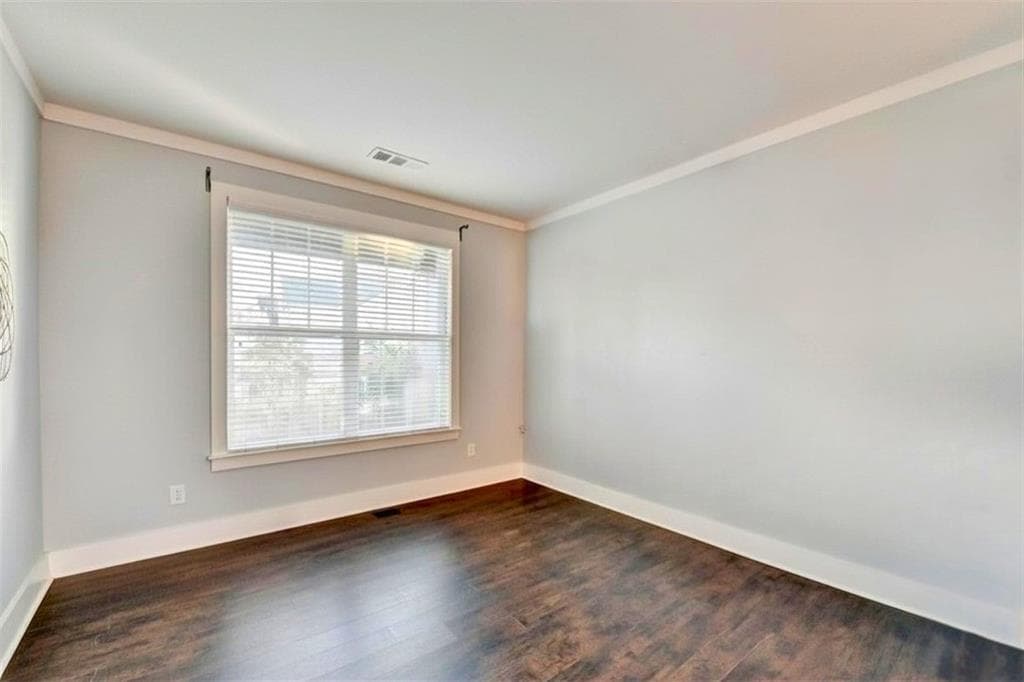 5 bedroom, 5 bathroom, 3,756 sq ft single family residence for sale at 3431 Tioga Lake Cove, Lawrenceville, GA 30044 — photo 5