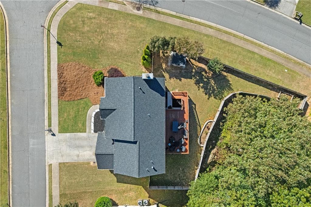 4 bedroom, 3 bathroom, 2,738 sq ft single family residence for sale at 2734 Spindletop Lane, Kennesaw, GA 30144 — photo 2