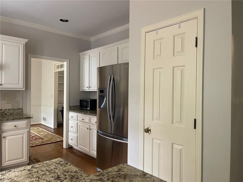 4 bedroom, 4 bathroom, 3,210 sq ft single family residence for rent at 2917 Bankshill Row, Brookhaven, GA 30319 for $4,800 a month — photo 8