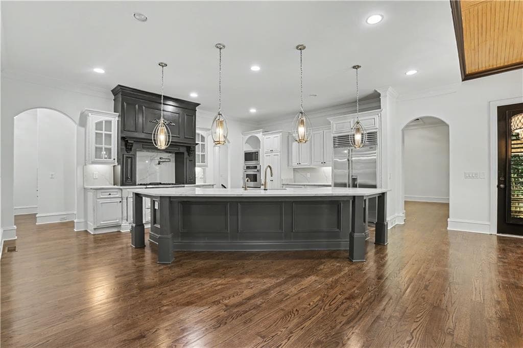 5 bedroom, 8 bathroom, 8,803 sq ft single family residence for sale at 5152 Legends Drive, Braselton, GA 30517 — photo 9