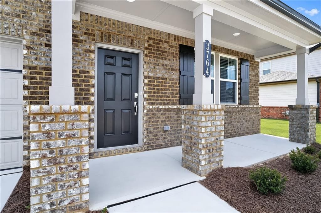 4 bedroom, 4 bathroom, 2,522 sq ft single family residence under contract at 3764 Aiyana Way, Bethlehem, GA 30620 — photo 3