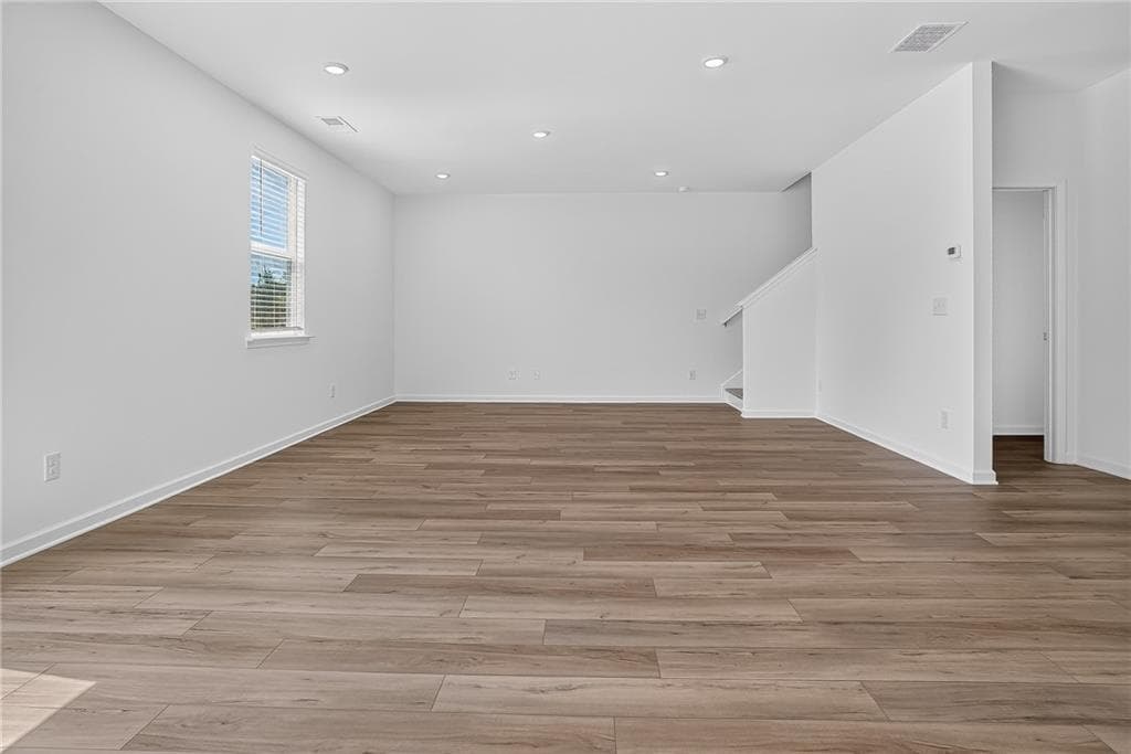 4 bedroom, 4 bathroom, 2,522 sq ft single family residence under contract at 3764 Aiyana Way, Bethlehem, GA 30620 — photo 6