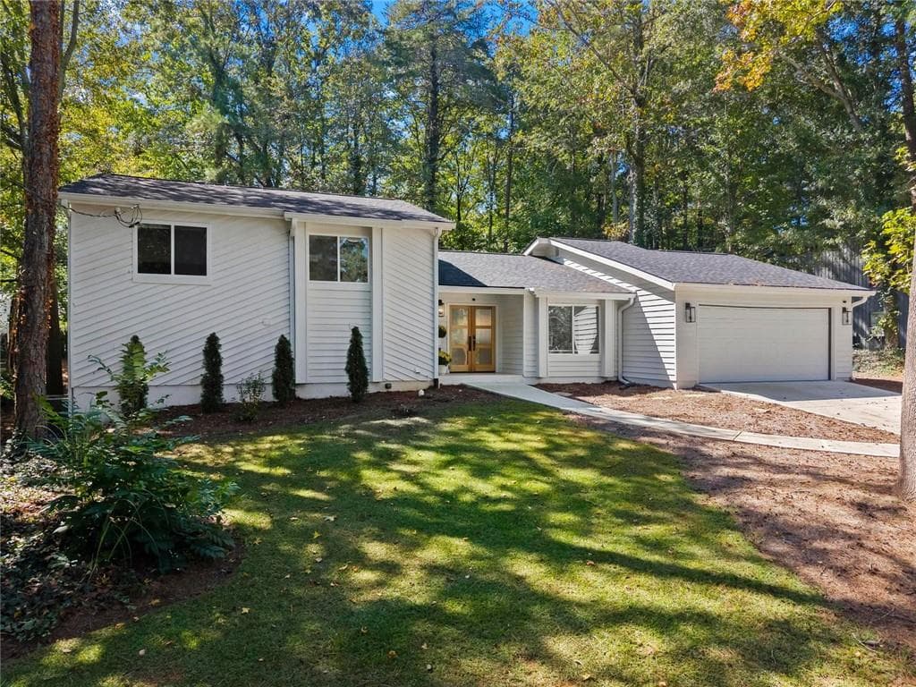 4 bedroom, 4 bathroom, 2,249 sq ft single family residence for sale at 3469 Winter Hill Drive, Marietta, GA 30062 — photo 1 of 39