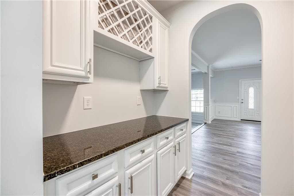 5 bedroom, 4 bathroom, 4,035 sq ft single family residence for sale at 3772 SUNBRIDGE Drive, Snellville, GA 30039 — photo 5