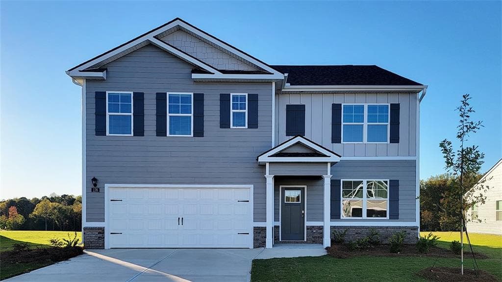 5 bedroom, 3 bathroom, 2,511 sq ft single family residence for sale at 176 Melrose Ct., Jefferson, GA 30549 — photo 1 of 42
