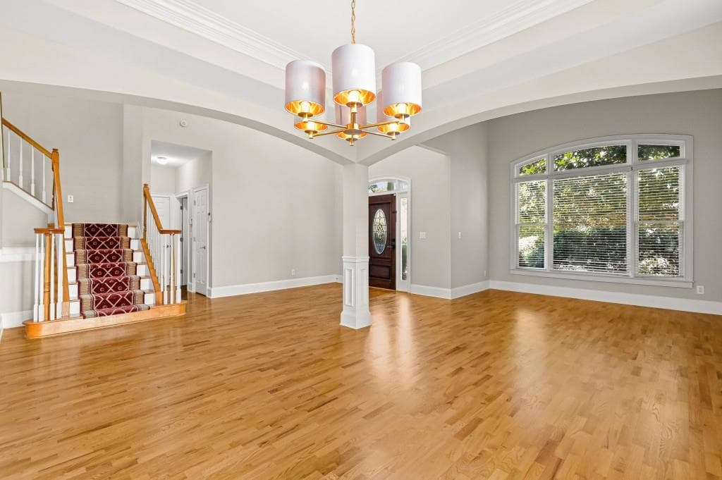 4 bedroom, 3 bathroom, 3,400 sq ft single family residence for rent at 4595 Windsor Gate Court, Sandy Springs, GA 30342 for $5,200 a month — photo 6