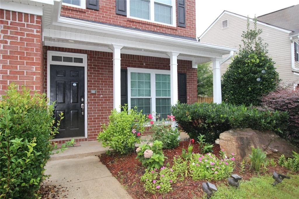 4 bedroom, 3 bathroom, 2,012 sq ft single family residence for rent at 620 Clairidge Lane, Lawrenceville, GA 30046 for $2,295 a month — photo 2