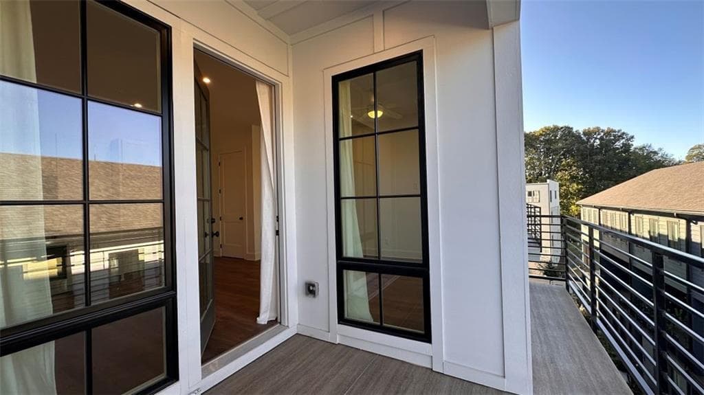 2 bedroom, 2 bathroom, 921 sq ft condominium for sale at 924 Hughley Circle 11, Atlanta, GA 30316 — photo 8