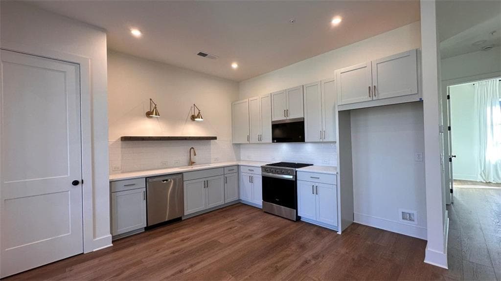 2 bedroom, 2 bathroom, 921 sq ft condominium for sale at 924 Hughley Circle 11, Atlanta, GA 30316 — photo 9