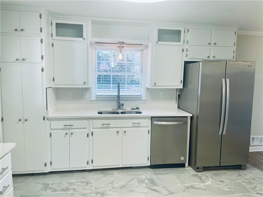 4 bedroom, 3 bathroom, 1,727 sq ft single family residence for rent at 471 Village Green Court, Lilburn, GA 30047 for $2,399 a month — photo 5