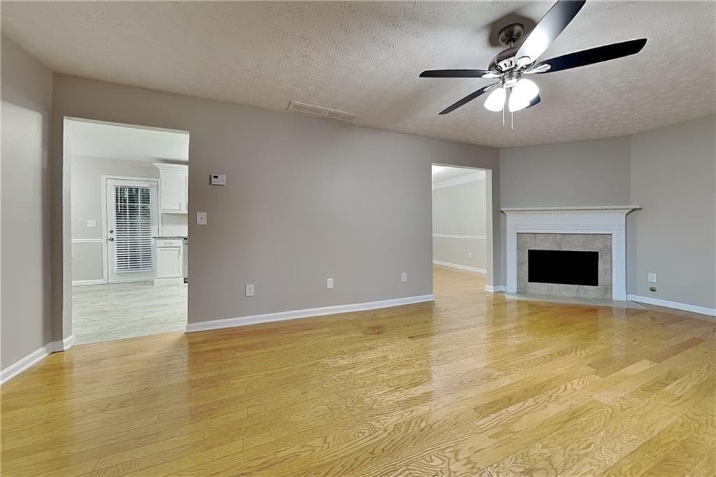4 bedroom, 3 bathroom, 2,258 sq ft single family residence for rent at 3603 Stephens Creek Court, Loganville, GA 30052 for $2,500 a month — photo 3