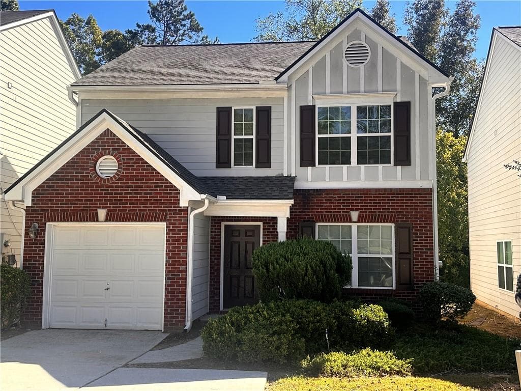 4 bedroom, 3 bathroom, 1,629 sq ft single family residence for sale at 9432 Lakeview Road, Union City, GA 30291