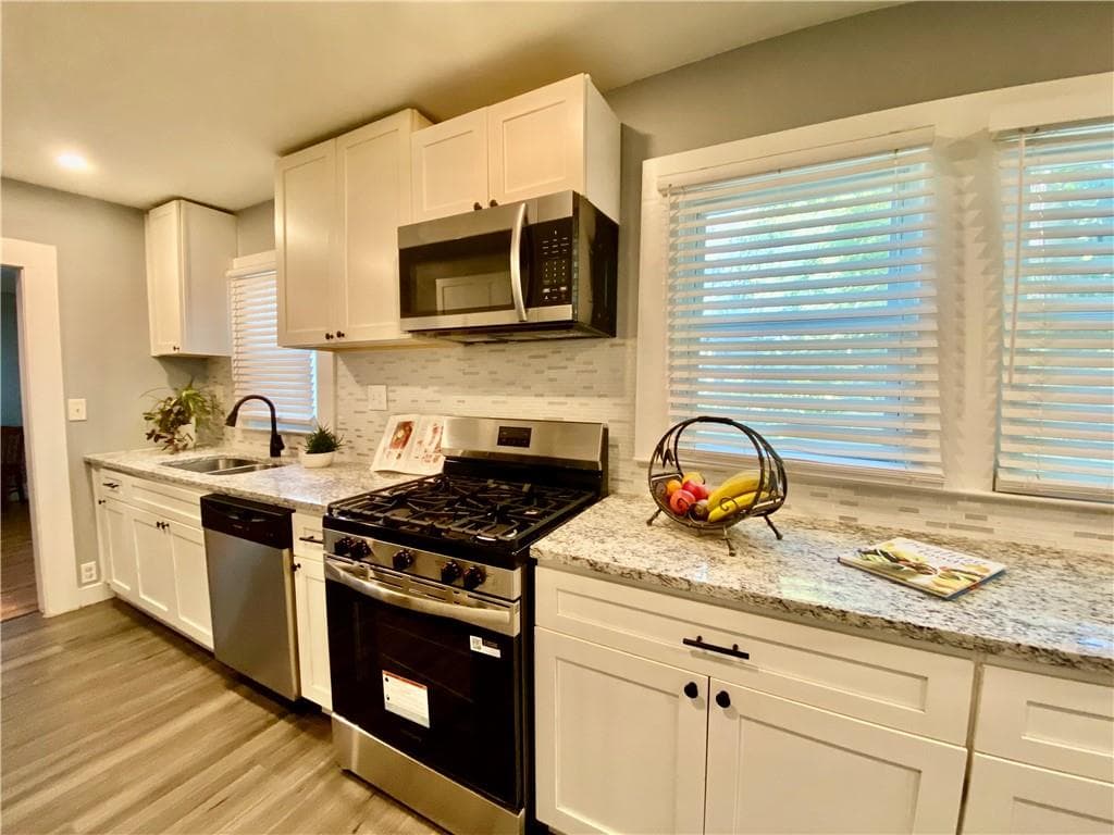 4 bedroom, 2 bathroom, 1,753 sq ft single family residence for rent at 1290 M L King Jr Drive, Atlanta, GA 30314 for $2,500 a month — photo 4
