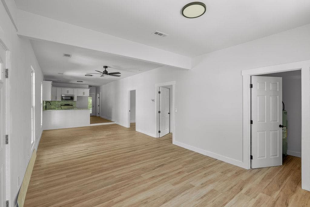 3 bedroom, 3 bathroom, 1,131 sq ft single family residence for sale at 11 Butler Street, Rome, GA 30161 — photo 2