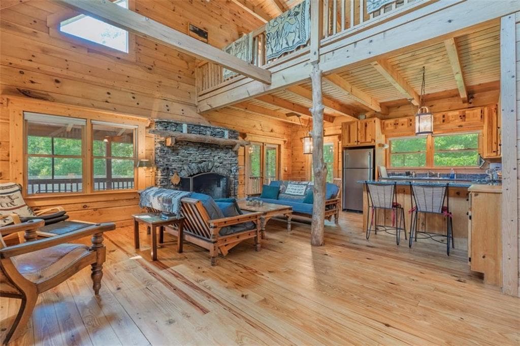 2 bedroom, 1 bathroom, 1,014 sq ft single family residence for sale at 196 Creek Camp Road, Ellijay, GA 30536 — photo 8