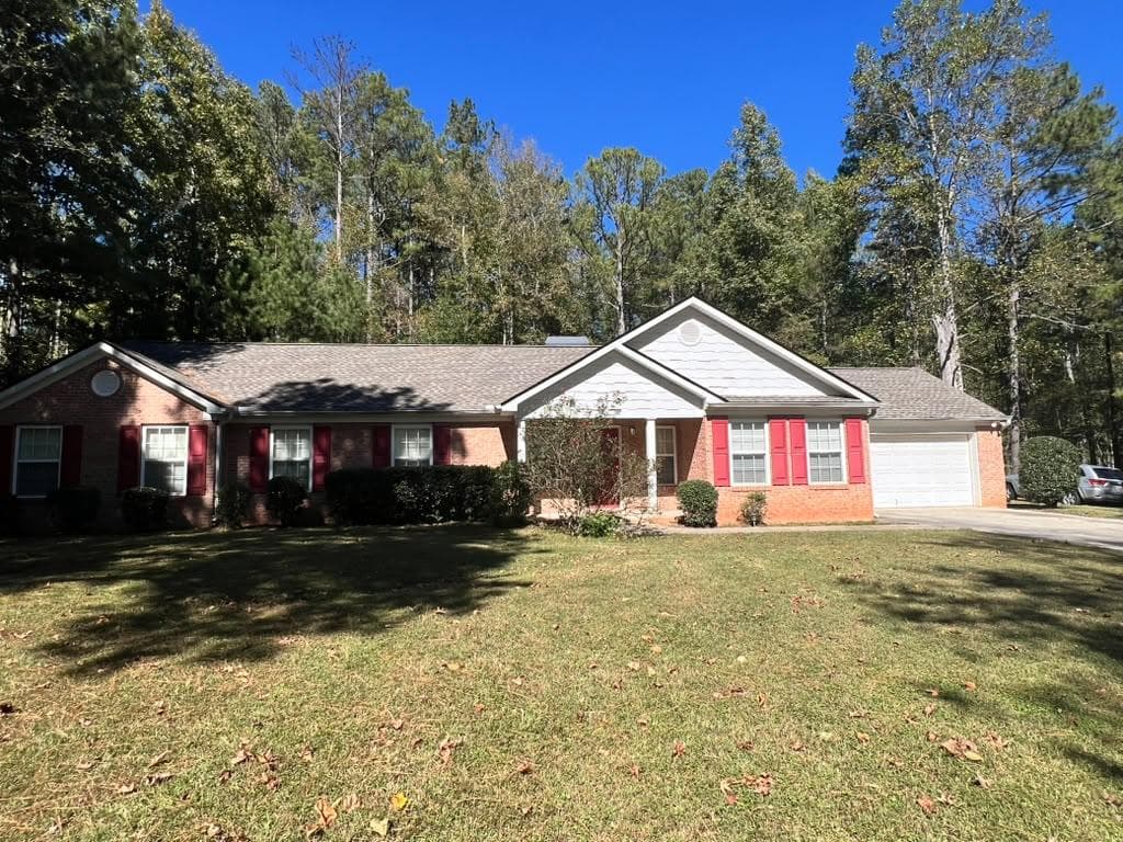 3 bedroom, 2 bathroom, 1,757 sq ft single family residence for rent at 745 Bishop Point, Fairburn, GA 30213 for $1,700 a month — photo 3