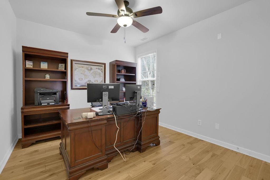 5 bedroom, 4 bathroom, 3,148 sq ft single family residence for sale at 4601 Wynbury Court, Tucker, GA 30084 — photo 6
