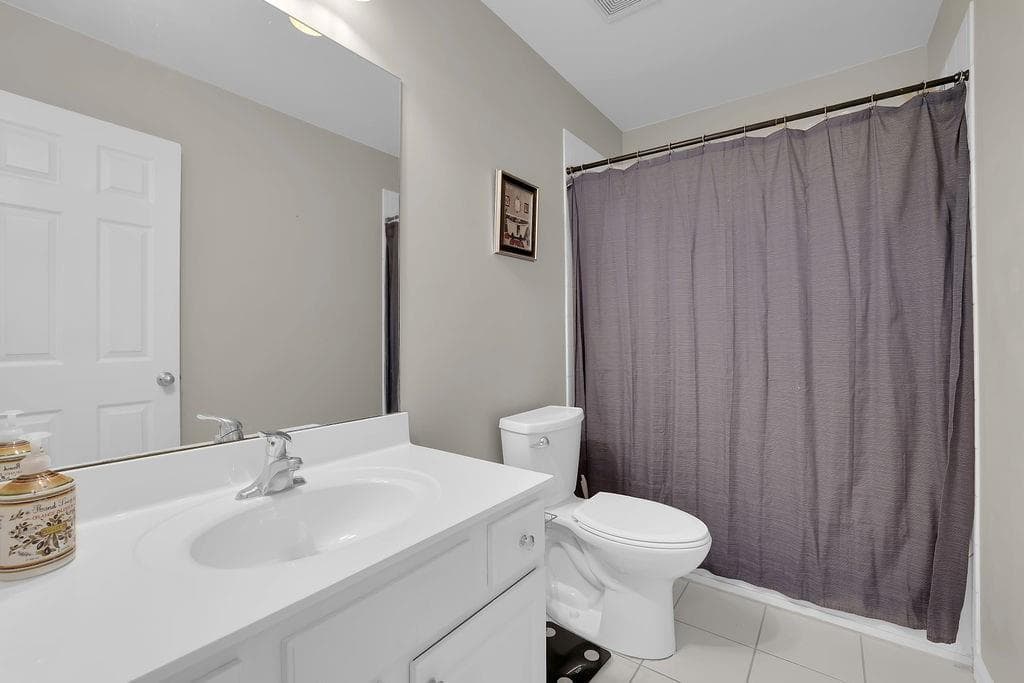 5 bedroom, 4 bathroom, 3,148 sq ft single family residence for sale at 4601 Wynbury Court, Tucker, GA 30084 — photo 10