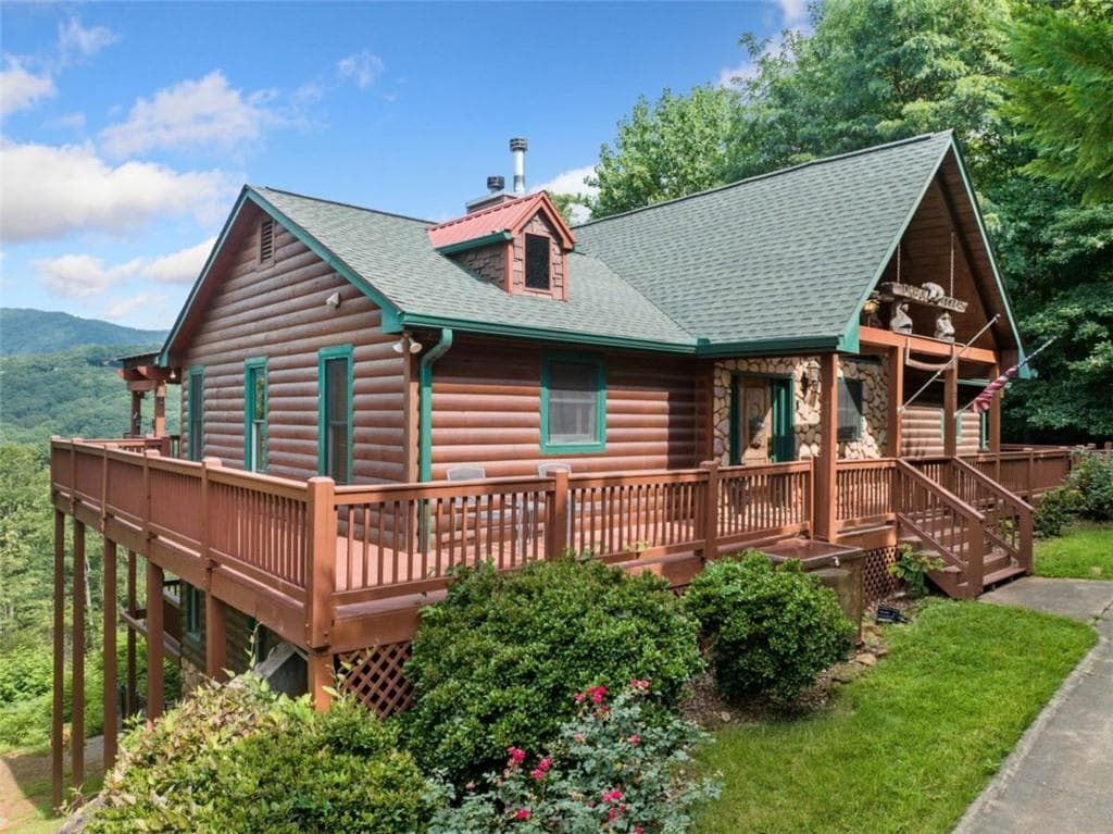 3 bedroom, 4 bathroom, 2,676 sq ft single family residence for sale at 551 Amy Creek Circle, Ellijay, GA 30540 — photo 8