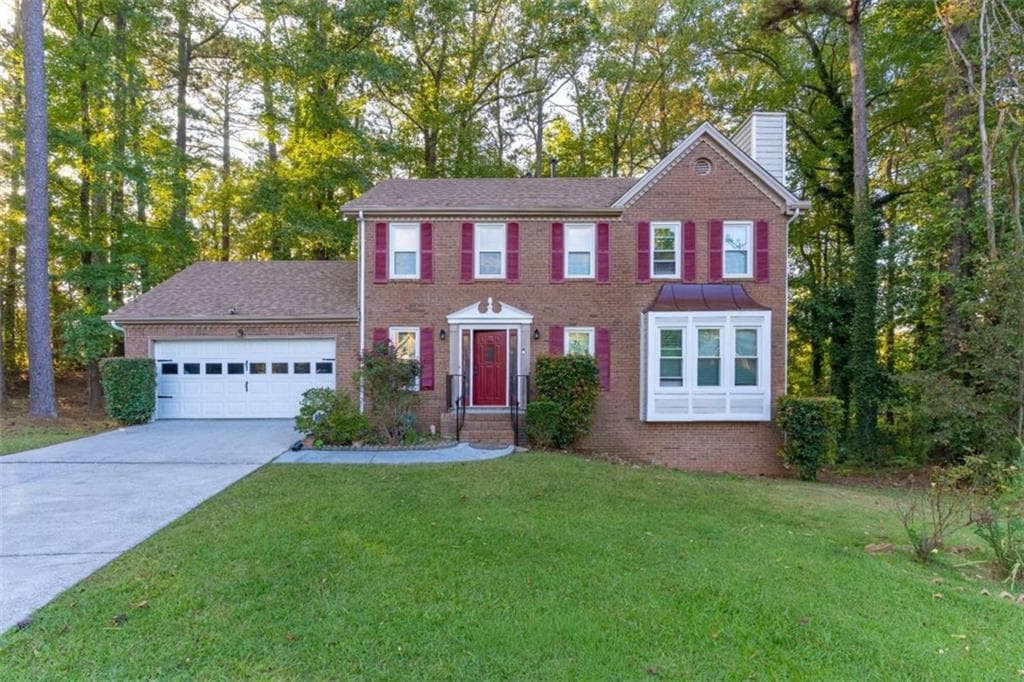 3 bedroom, 3 bathroom, 2,252 sq ft single family residence for sale at 1601 Dillwood Court, Lithonia, GA 30058 — photo 1 of 38