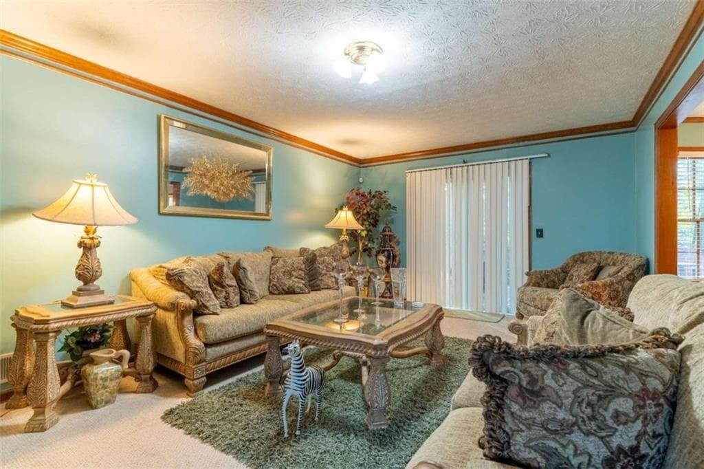 3 bedroom, 3 bathroom, 2,252 sq ft single family residence for sale at 1601 Dillwood Court, Lithonia, GA 30058 — photo 2