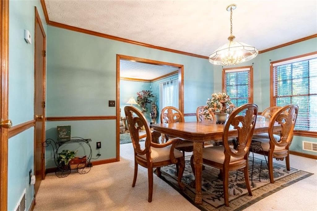 3 bedroom, 3 bathroom, 2,252 sq ft single family residence for sale at 1601 Dillwood Court, Lithonia, GA 30058 — photo 6