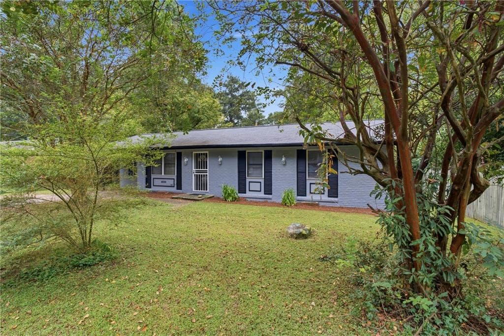 3 bedroom, 2 bathroom, 1,350 sq ft single family residence for sale at 4533 Richard Road, Conley, GA 30288 — photo 2