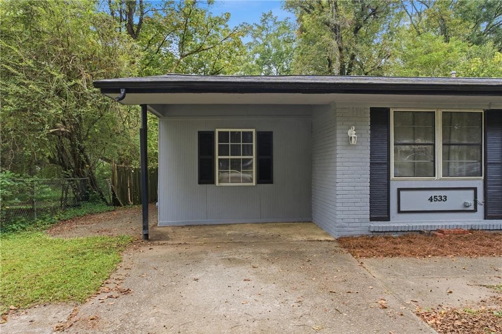 3 bedroom, 2 bathroom, 1,350 sq ft single family residence for sale at 4533 Richard Road, Conley, GA 30288 — photo 4