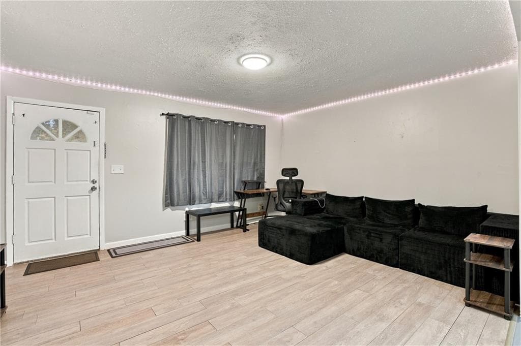 3 bedroom, 2 bathroom, 1,350 sq ft single family residence for sale at 4533 Richard Road, Conley, GA 30288 — photo 7