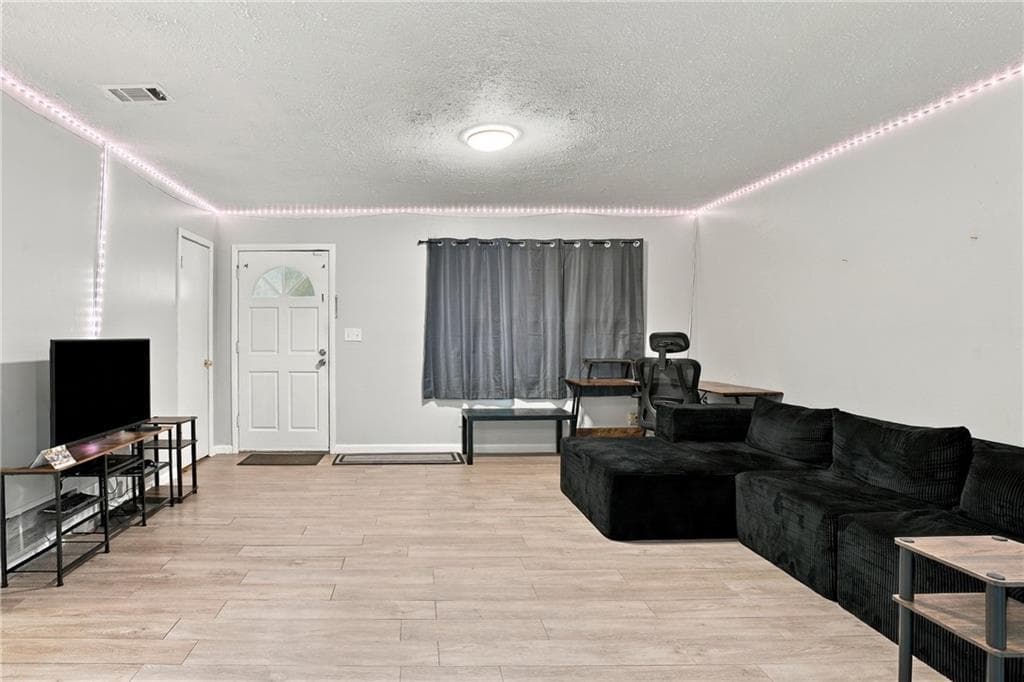 3 bedroom, 2 bathroom, 1,350 sq ft single family residence for sale at 4533 Richard Road, Conley, GA 30288 — photo 8