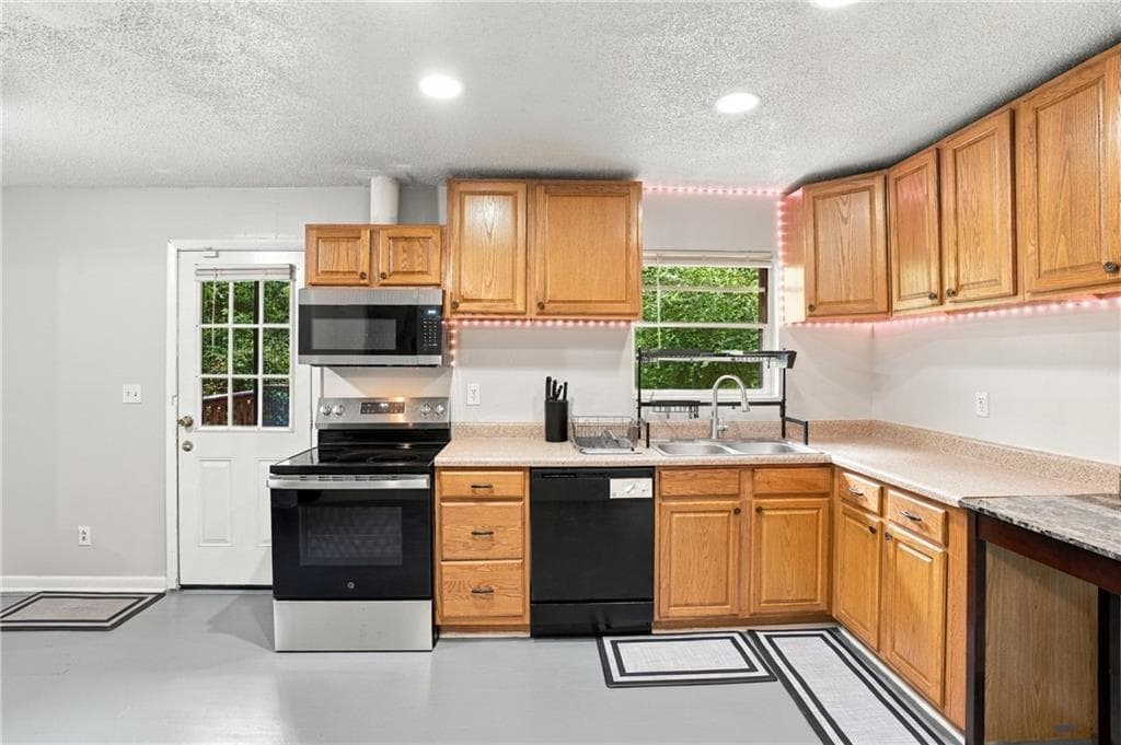 3 bedroom, 2 bathroom, 1,350 sq ft single family residence for sale at 4533 Richard Road, Conley, GA 30288 — photo 10