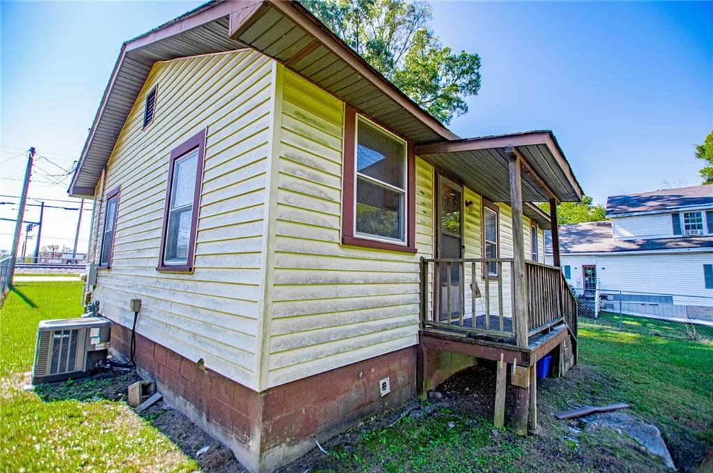 2 bedroom, 1 bathroom, 882 sq ft single family residence for sale at 6379 E Strickland Street, Douglasville, GA 30134 — photo 5