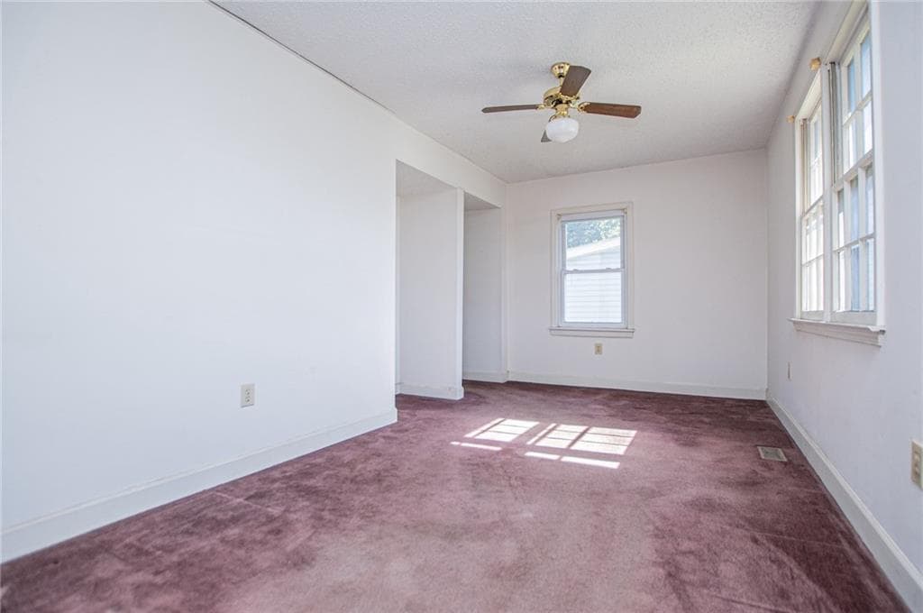 2 bedroom, 1 bathroom, 882 sq ft single family residence for sale at 6379 E Strickland Street, Douglasville, GA 30134 — photo 6