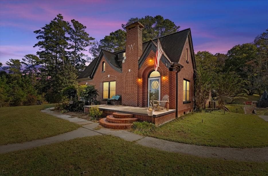 3 bedroom, 2 bathroom, 3,349 sq ft single family residence for sale at 48 Webb Drive, Heflin, AL 36264 — photo 2