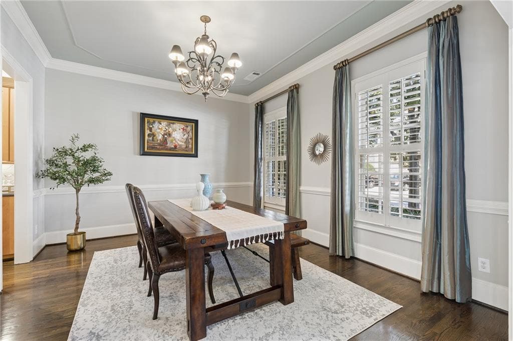4 bedroom, 5 bathroom, 3,368 sq ft single family residence for sale at 325 Society Street, Alpharetta, GA 30022 — photo 5