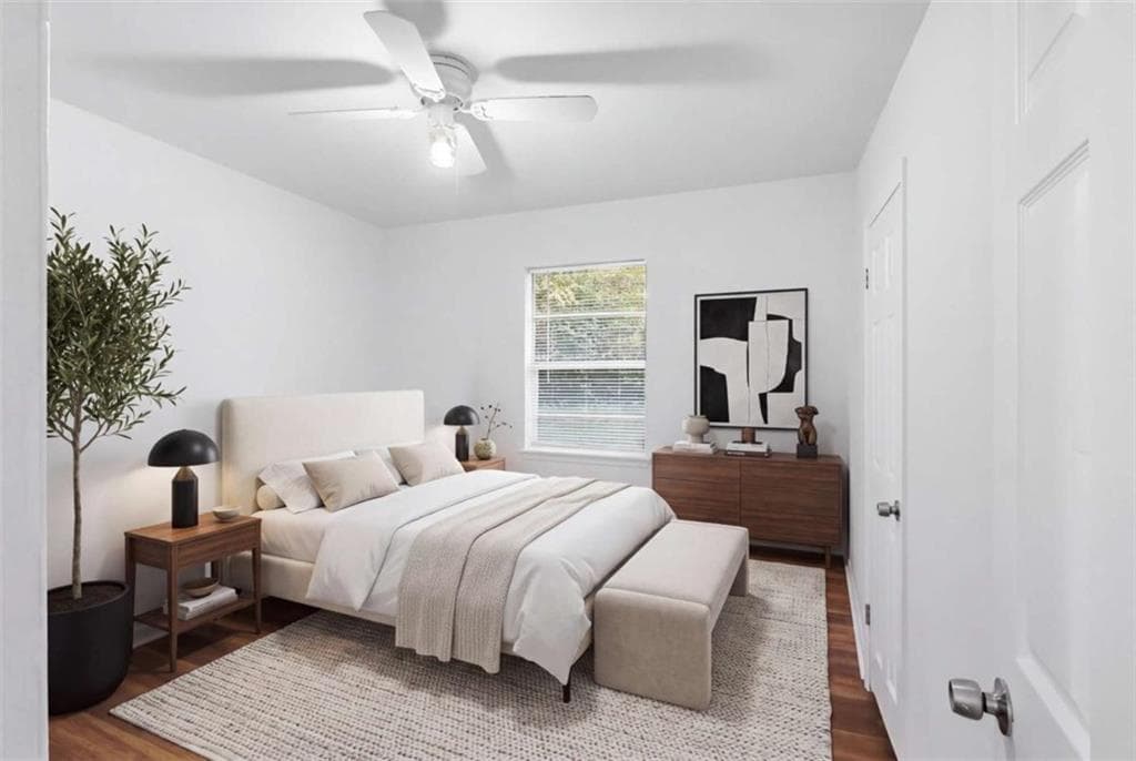 3 bedroom, 1 bathroom, 988 sq ft single family residence for sale at 354 N 17th Street, Griffin, GA 30223 — photo 3