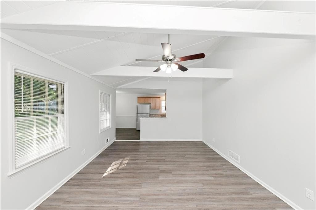 3 bedroom, 2 bathroom, 1,660 sq ft single family residence for rent at 5445 Mill Valley Drive, Douglasville, GA 30135 for $1,595 a month — photo 6