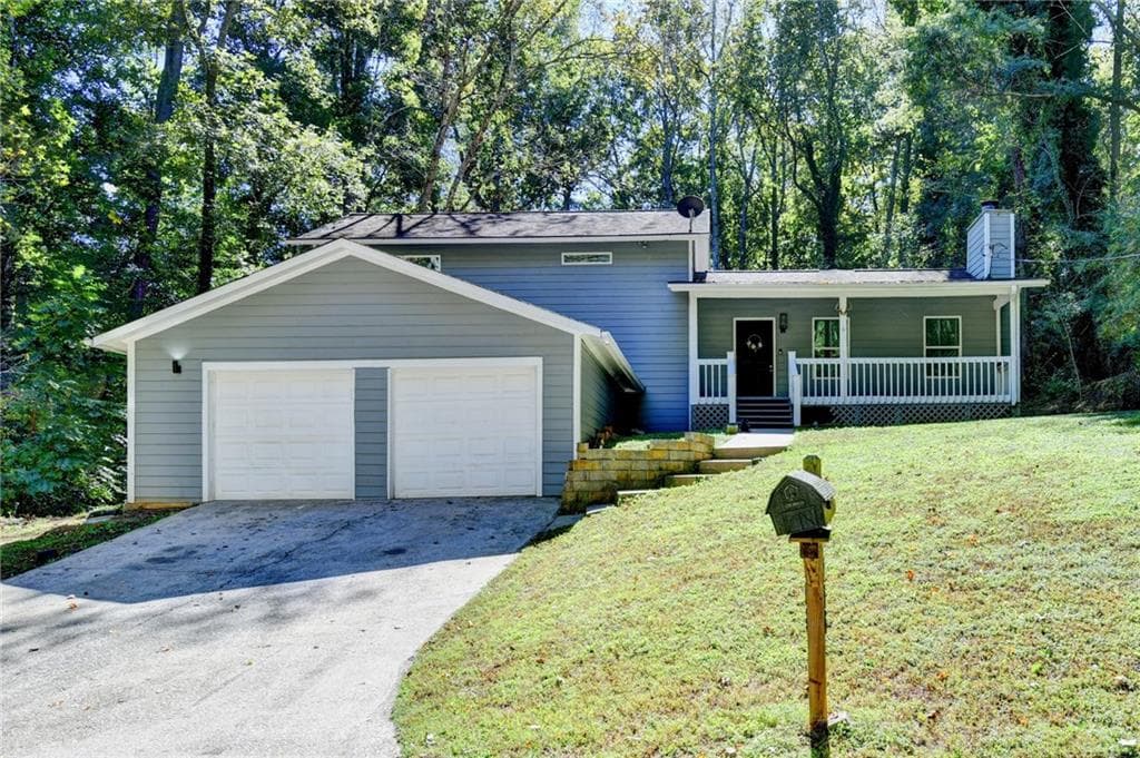 5 bedroom, 3 bathroom, 1,968 sq ft single family residence for sale at 236 Hazel Street, Lithia Springs, GA 30122 — photo 5