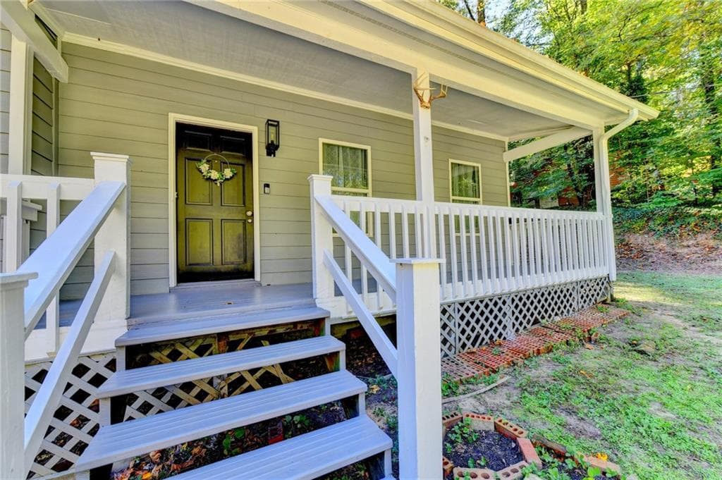 5 bedroom, 3 bathroom, 1,968 sq ft single family residence for sale at 236 Hazel Street, Lithia Springs, GA 30122 — photo 6