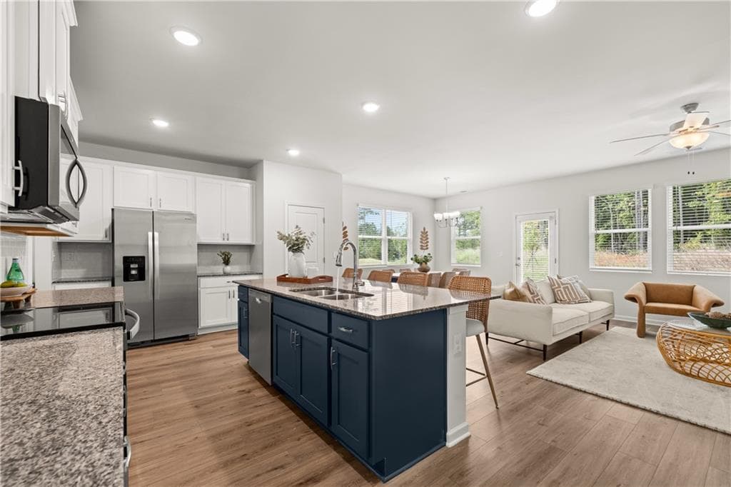 4 bedroom, 4 bathroom, 2,506 sq ft single family residence for sale at 1272 Riverstone Road, Jonesboro, GA 30238 — photo 7