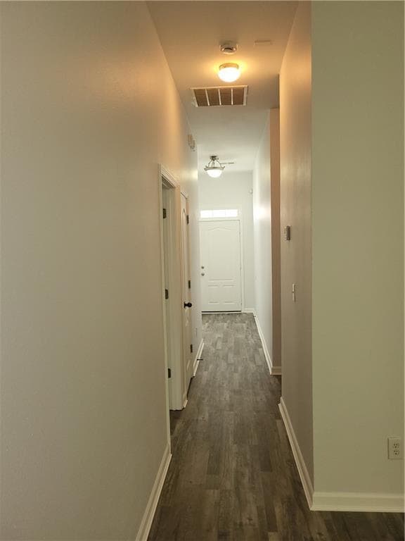 2 bedroom, 2 bathroom, 1,087 sq ft single family residence for rent at 6885 White Walnut Way, Braselton, GA 30517 for $2,050 a month — photo 2